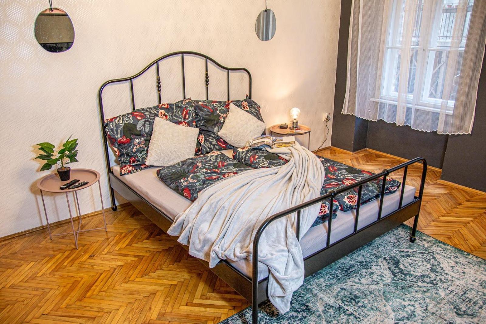 Mops Bob Apartment Budapest Exterior photo